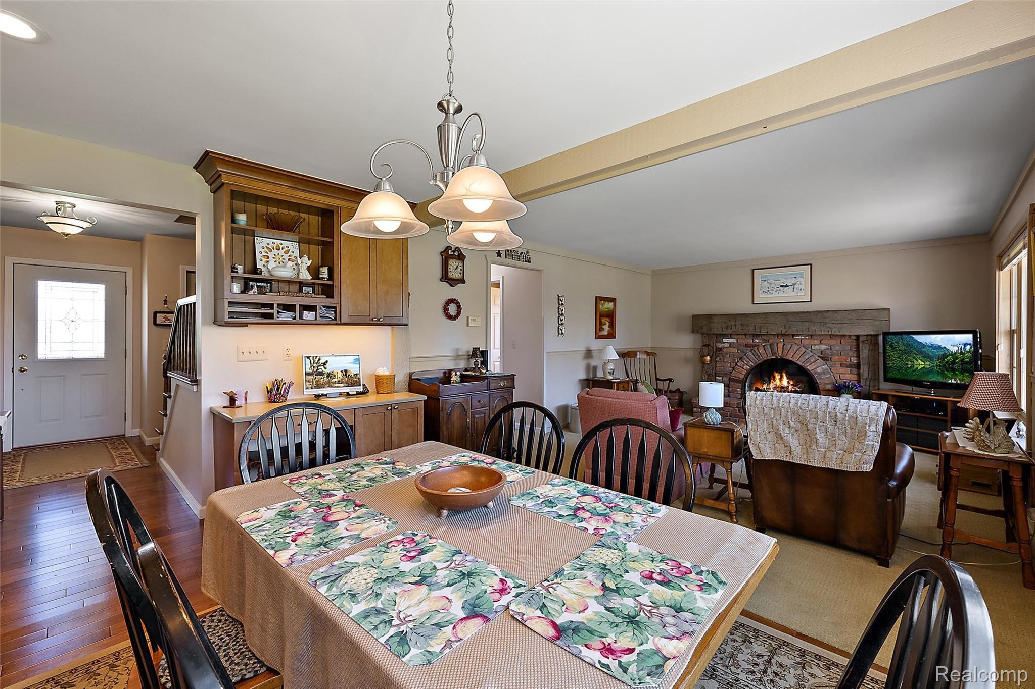 2656 Lake George Road Oakland, MI 48363 - Photo 15 of 64 2656 Lake George-40.jpg