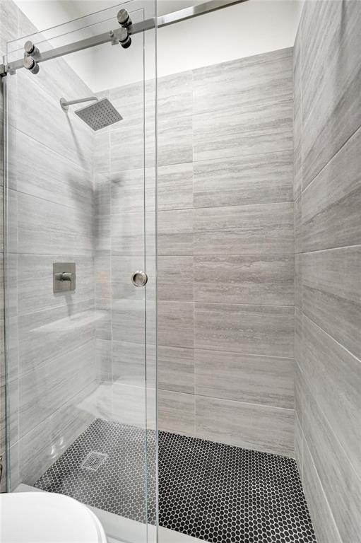 3501 North Park Road Hollywood, FL 33021 - Photo 41 of 55 a bathroom with a shower
