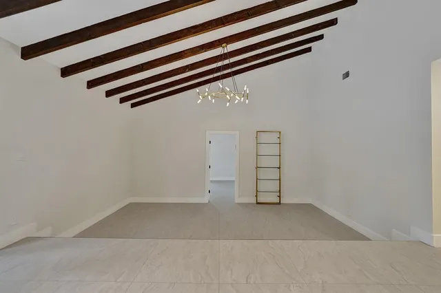 $6,995 | 3501 North Park Road, Hollywood, FL 33021