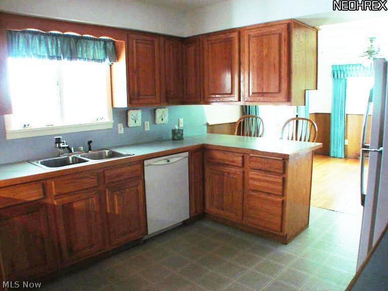 10823 Butternut Road Chesterland, OH 44026 - Photo 9 of 23