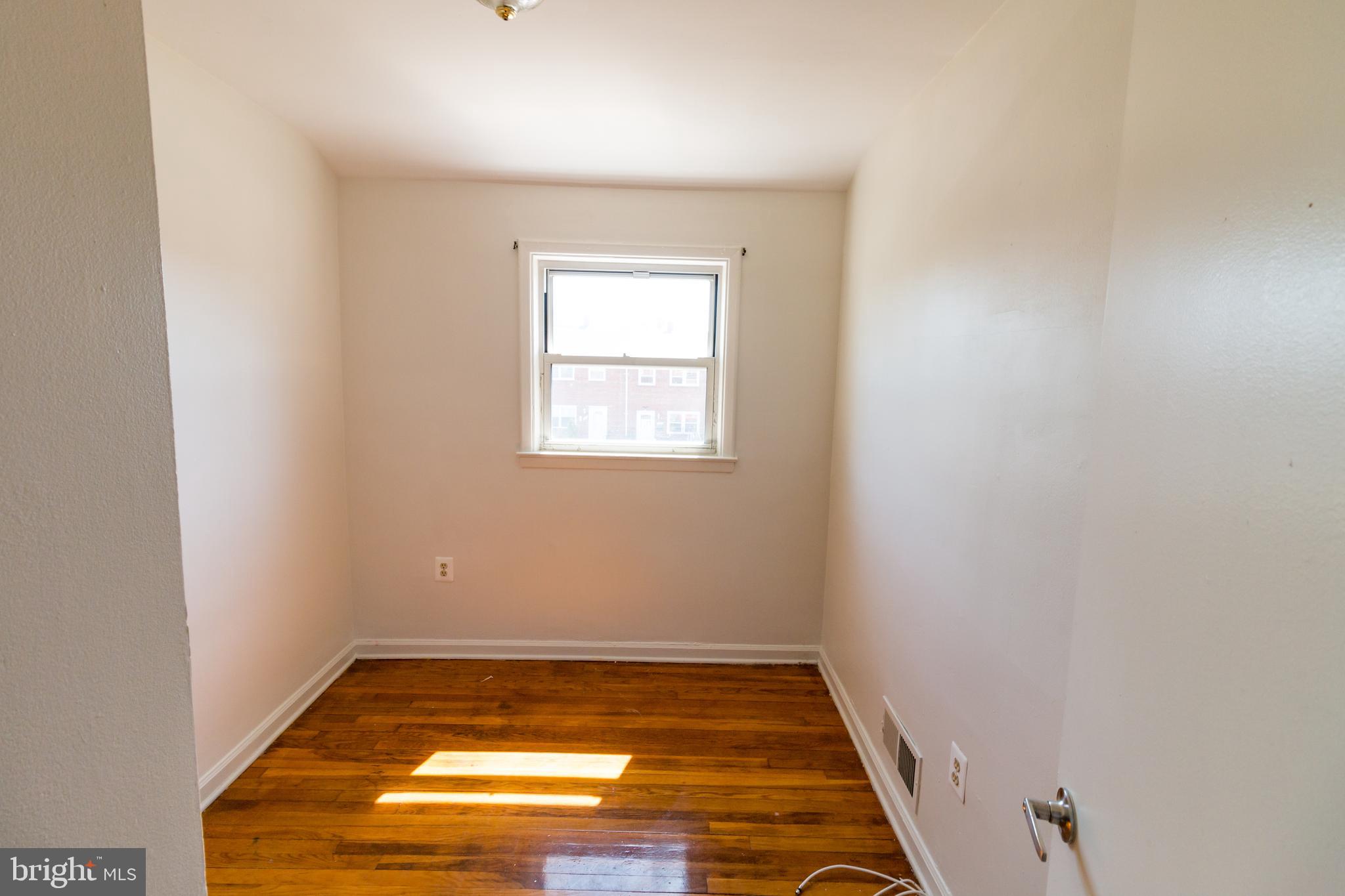136 Bladen Road Baltimore, MD 21221 - Photo 15 of 23 Gallery Image 15