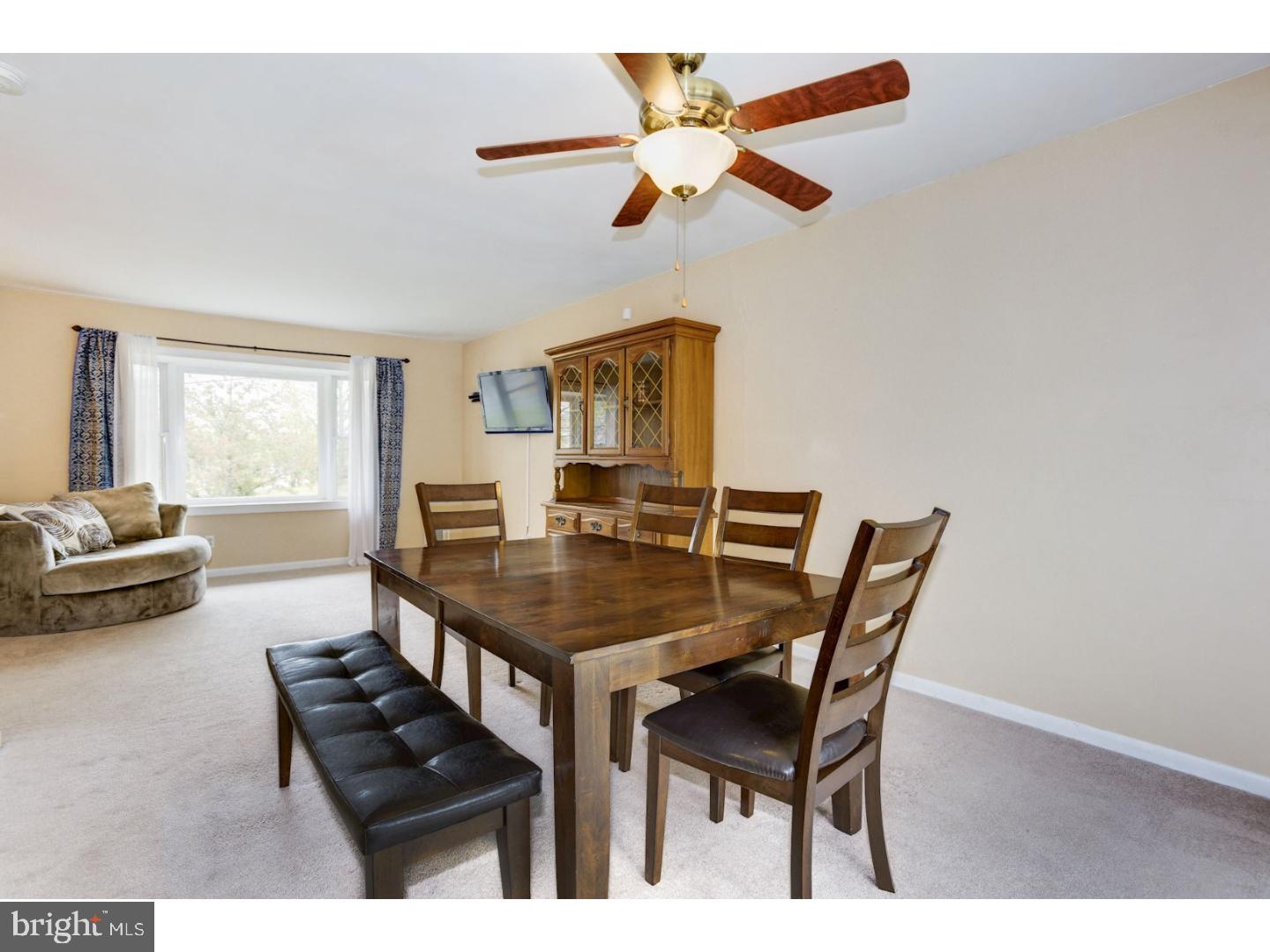 2331 State Street Atco, NJ 08004 - Photo 5 of 25 Dining Room