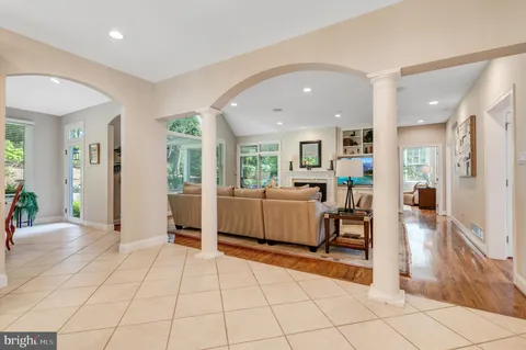 $2,250,000 | 640 Narcisi Lane, Wayne, PA 19087