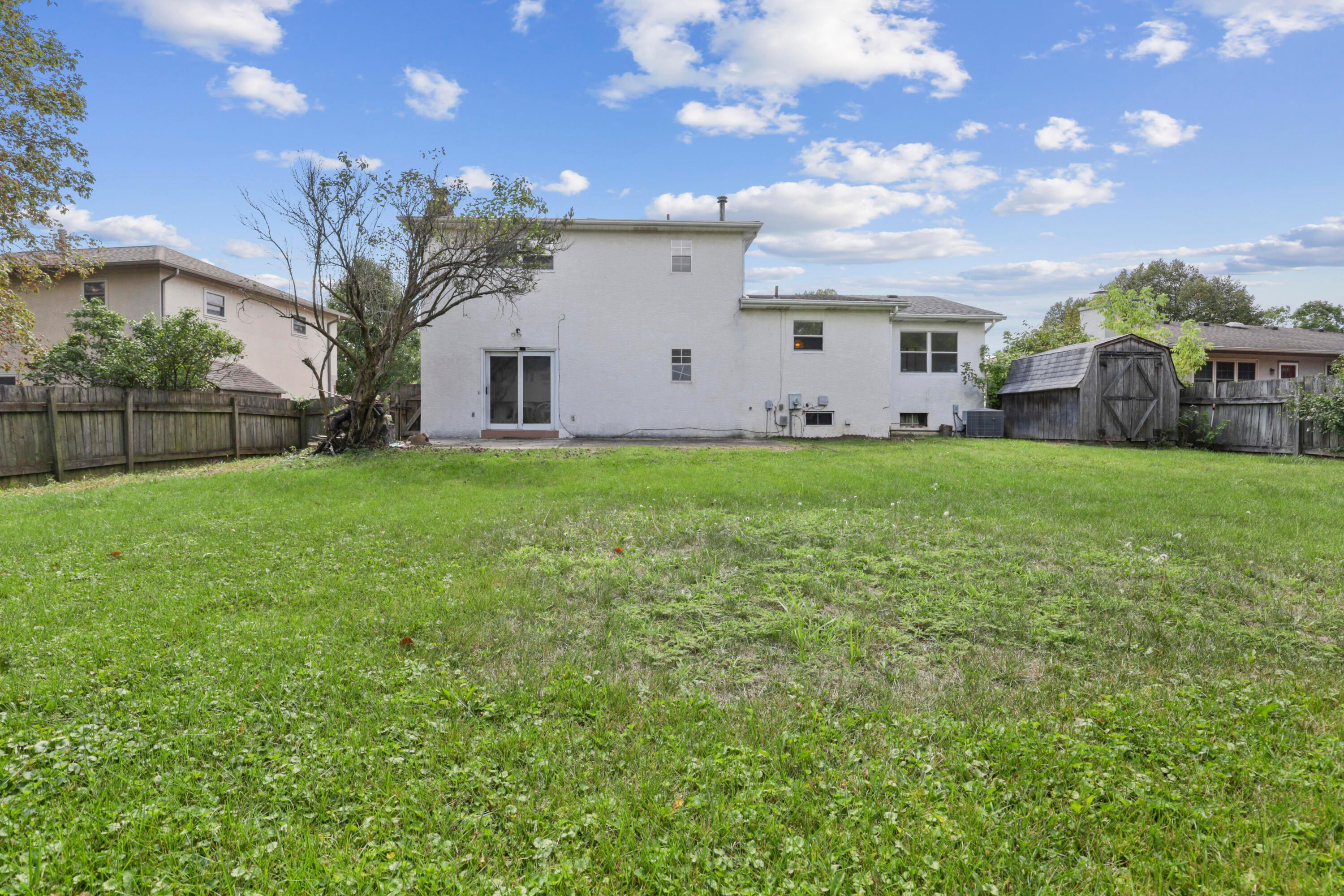 1866 Dorsetshire Road Columbus, OH 43229 - Photo 14 of 44 IMG_9638