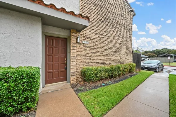 $1,790 | 14800 Enterprise Drive, Unit 22D, Farmers Branch, TX 75234