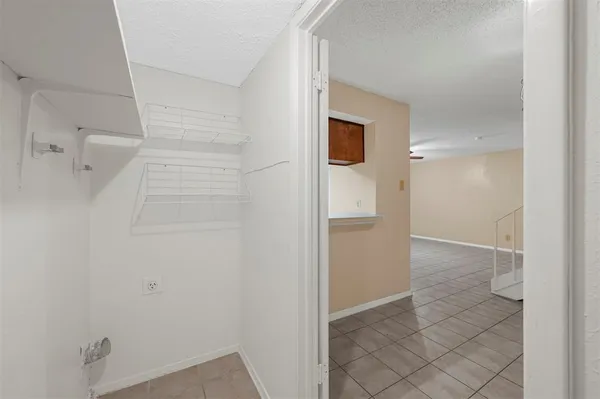 $1,775 | 14800 Enterprise Drive, Unit 22D, Farmers Branch, TX 75234