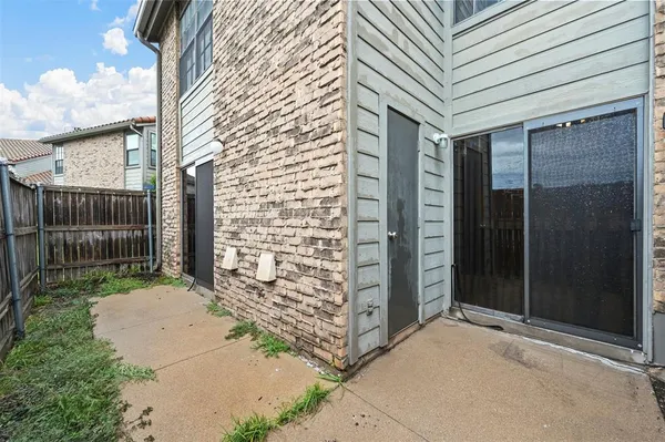 $1,775 | 14800 Enterprise Drive, Unit 22D, Farmers Branch, TX 75234