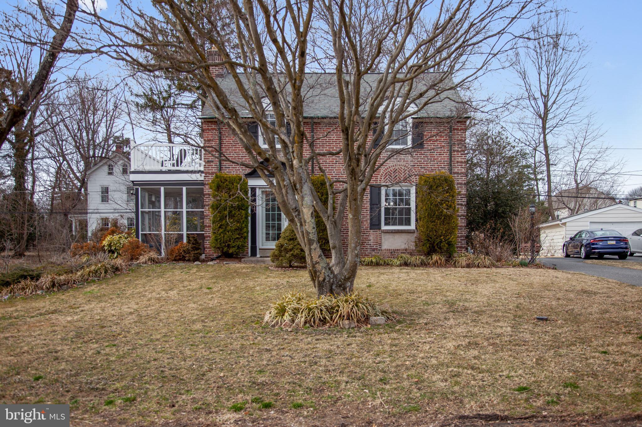 5 Green Valley Road Wallingford, PA 19086 - Photo 2 of 24 Exterior Front