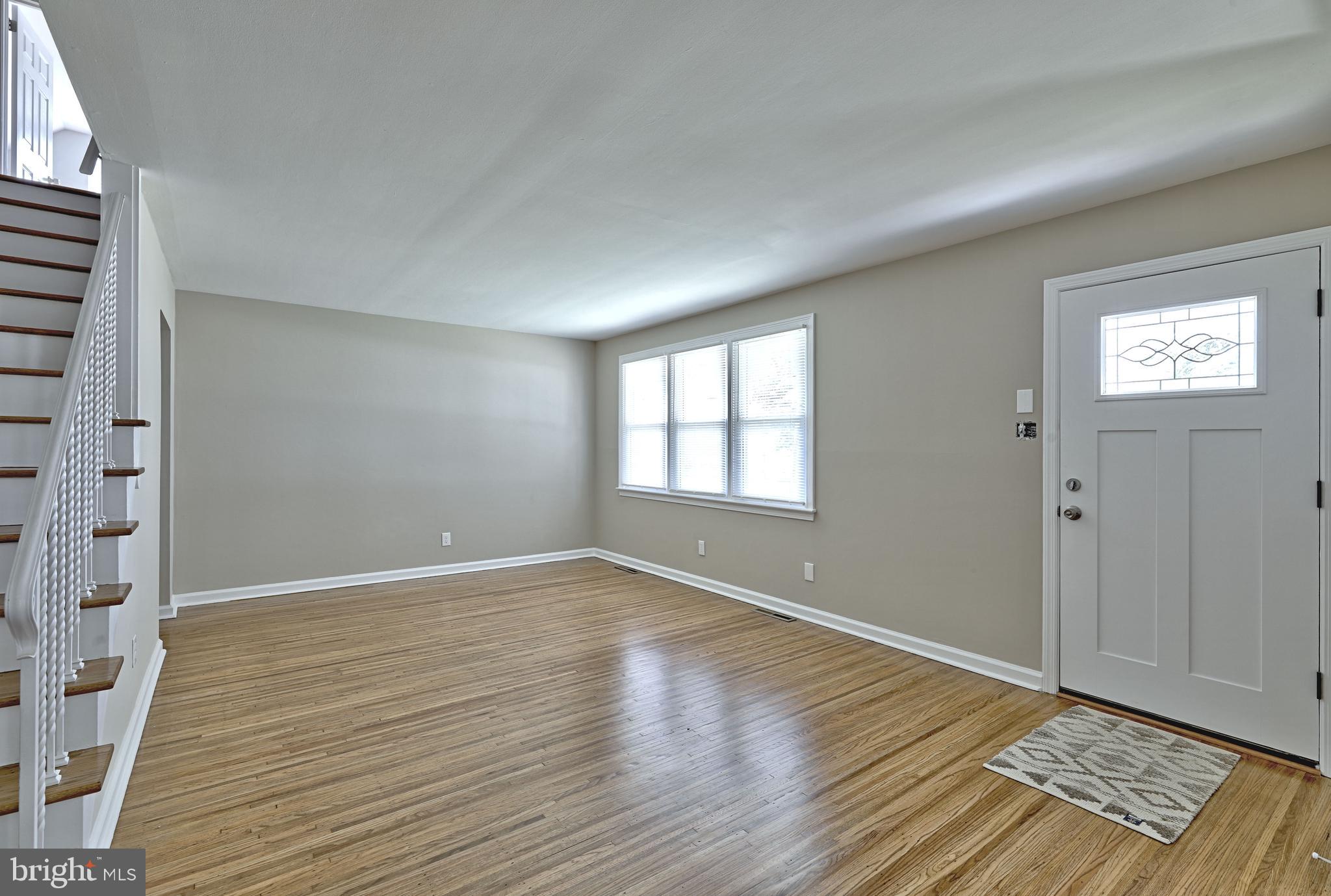 139 Willowbrook Road Cherry Hill, NJ 08034 - Photo 34 of 52 Living room