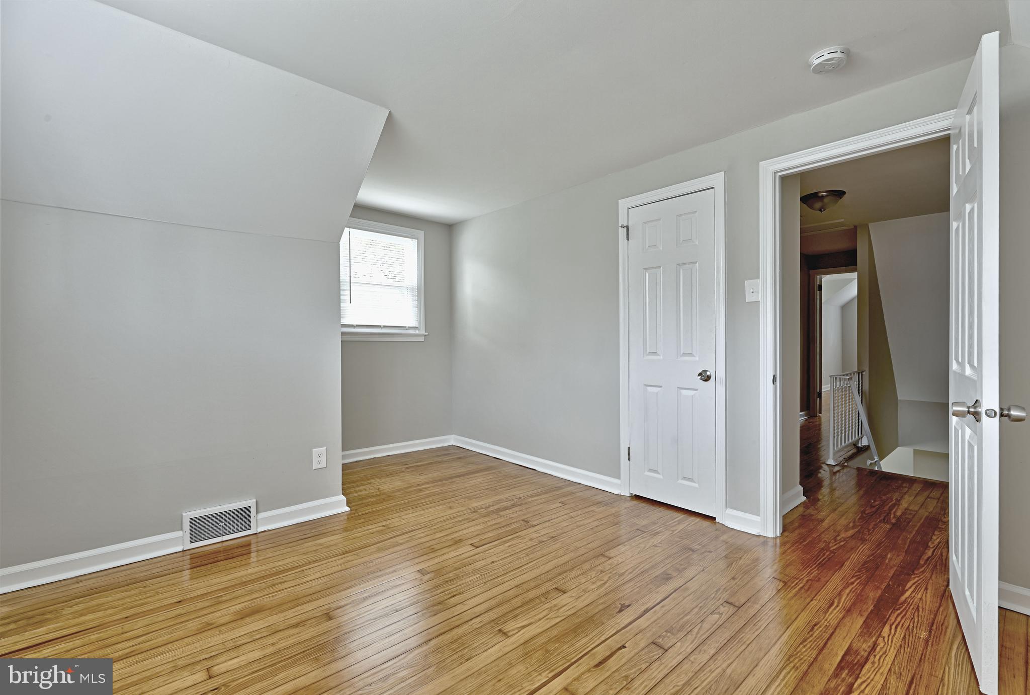 139 Willowbrook Road Cherry Hill, NJ 08034 - Photo 49 of 52 2nd Bedroom