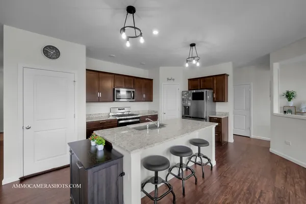 $644,500 | 1398 Kessler Drive, Mundelein, IL 60060