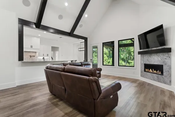 $700,000 | 10725 Red Bud Place, Whitehouse, TX 75791