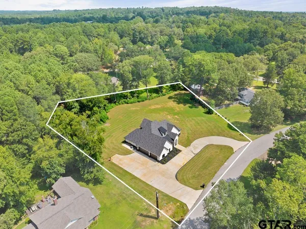 $700,000 | 10725 Red Bud Place, Whitehouse, TX 75791