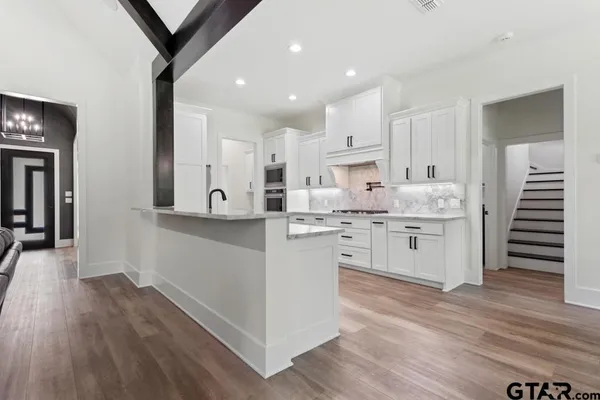 $700,000 | 10725 Red Bud Place, Whitehouse, TX 75791