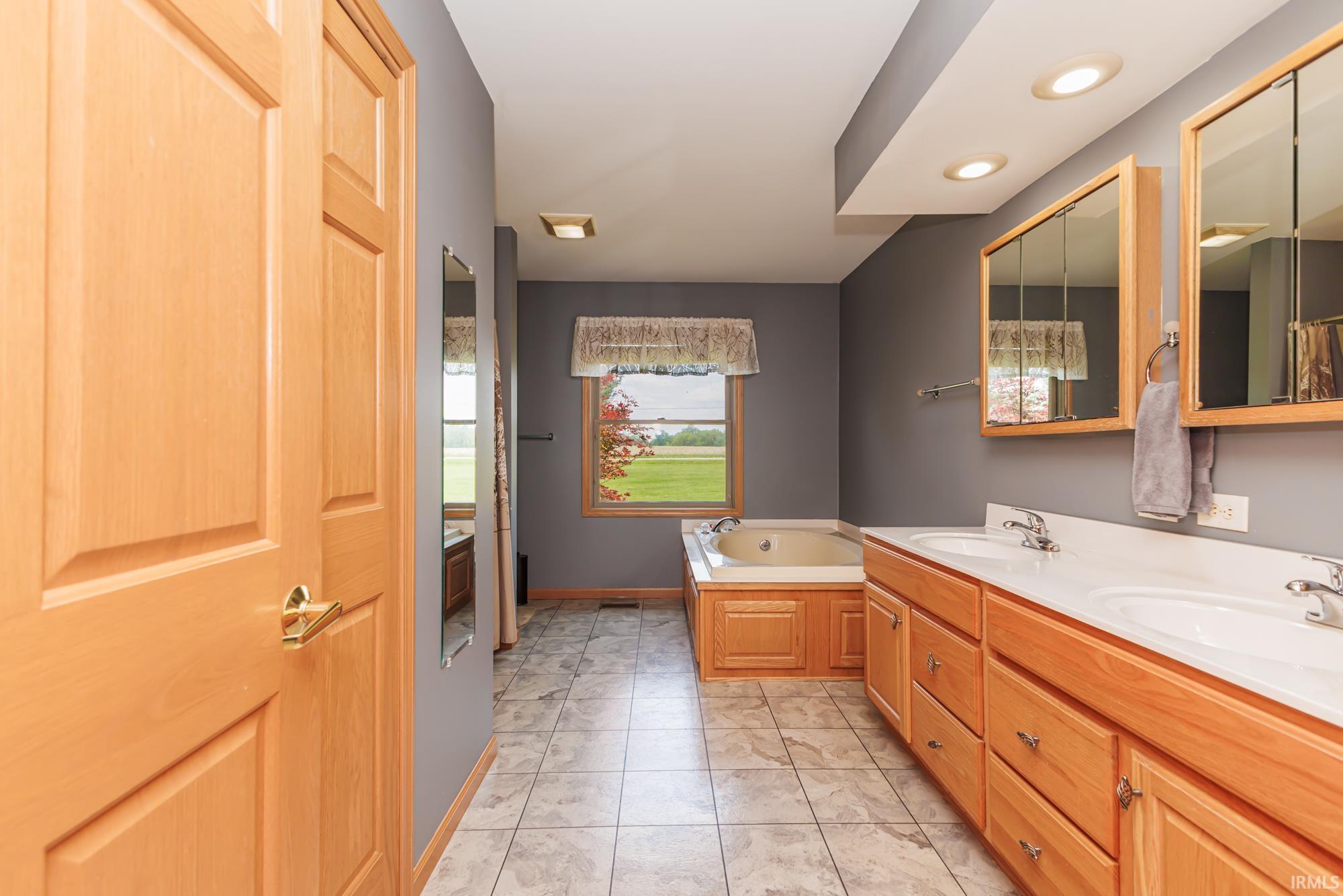 15351 North 350 E Road Eaton, IN 47338 - Photo 18 of 34