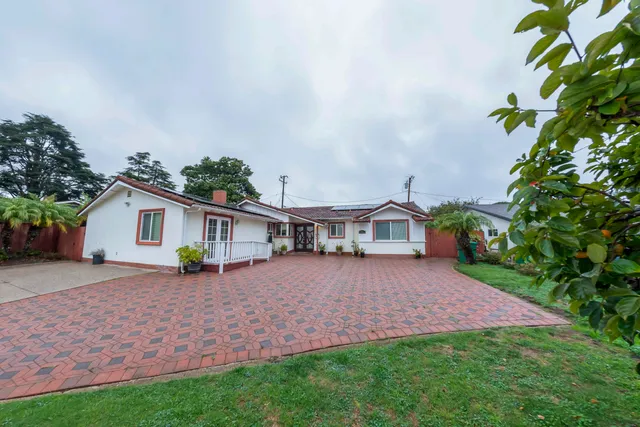 $1,675,000 | 112 Santa Ana Avenue, Santa Barbara, CA 93111