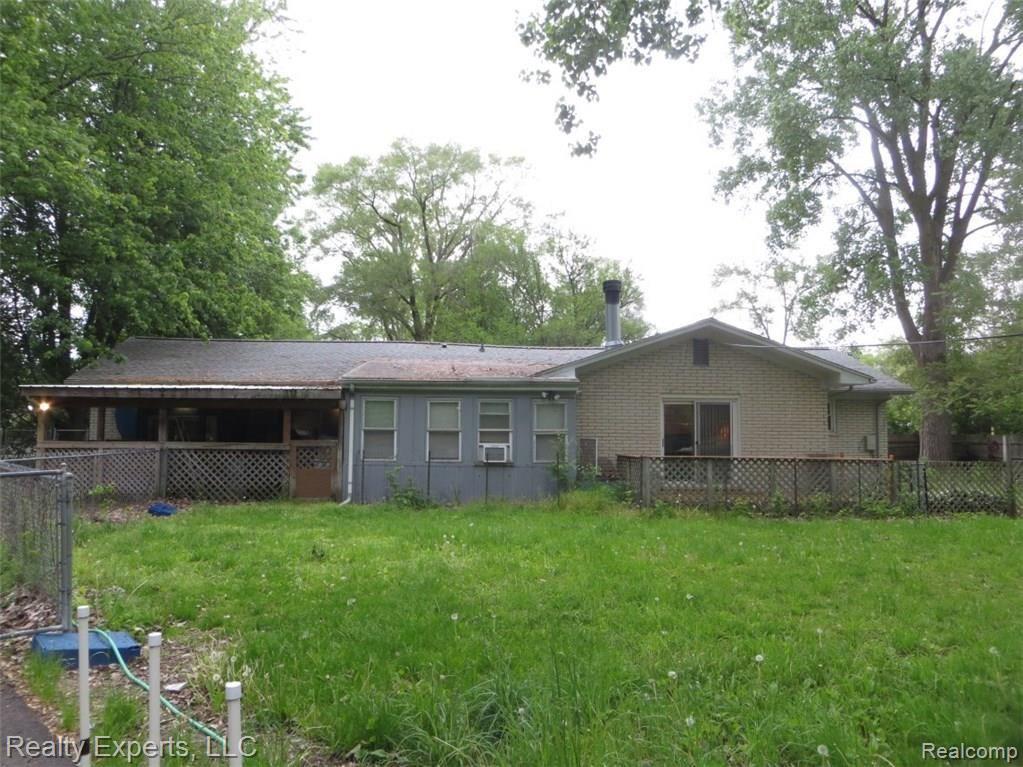 850 Savage Road Belleville, MI 48111 - Photo 38 of 39 IMG_5611.jpg