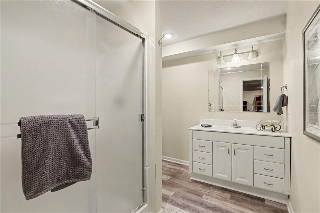 5304 Mullen Road Shawnee, KS 66216 - Photo 33 of 58