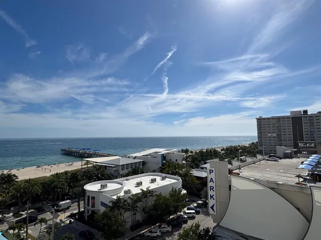 a picture of city view