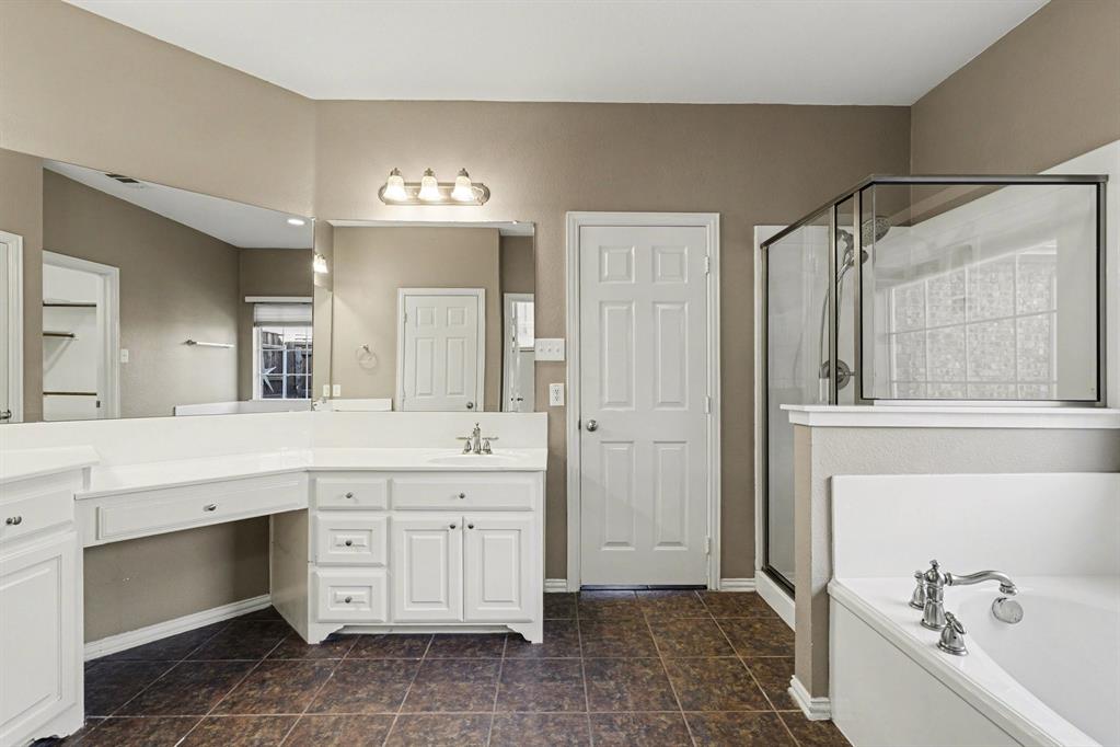 2109 Glen Manor Road Corinth, TX 76208 - Photo 11 of 23