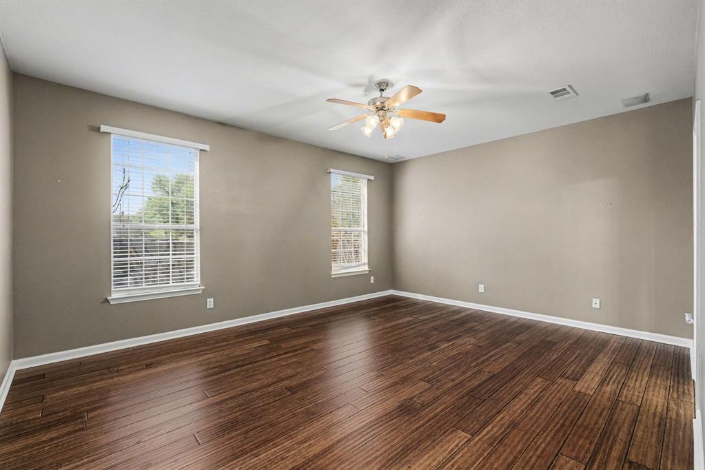 2109 Glen Manor Road Corinth, TX 76208 - Photo 13 of 23