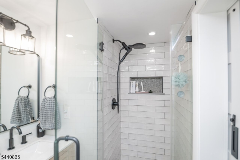 17 Decatur Street Columbia, NJ 07832 - Photo 29 of 40