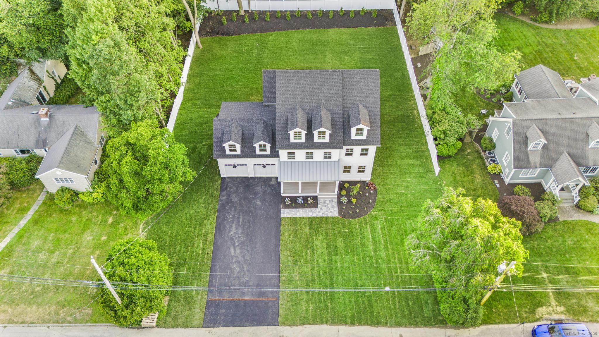 31 High Ridge Road Fairfield, CT 06825 - Photo 3 of 37