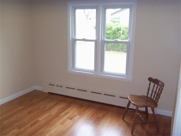 18 Ray Street Webster, MA 01570 - Photo 11 of 16 Gallery Image 11