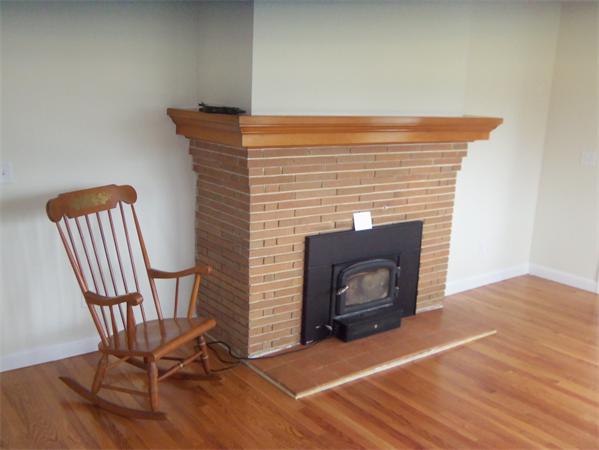 18 Ray Street Webster, MA 01570 - Photo 5 of 16 Gallery Image 5