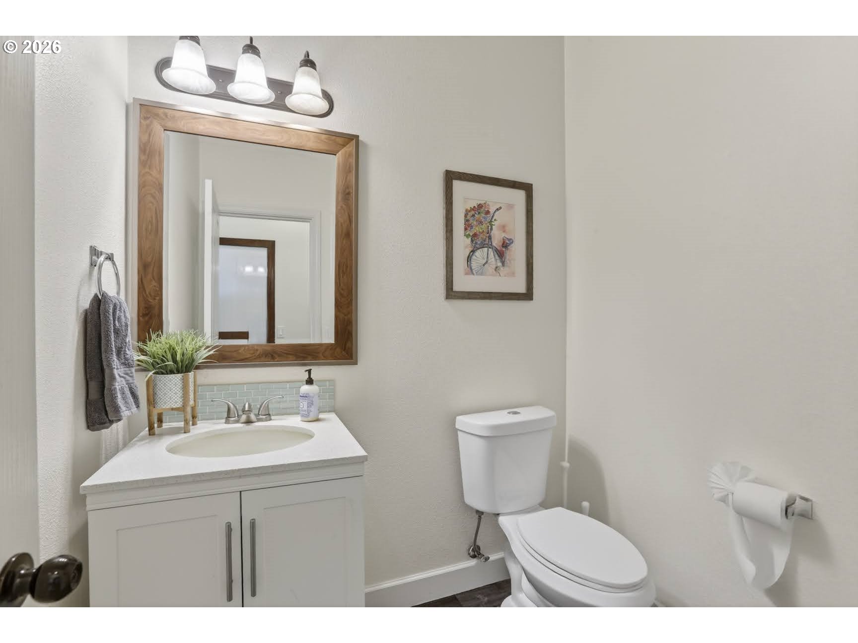 52092 Southeast 9th Street Scappoose, OR 97056 - Photo 12 of 33 Bathroom