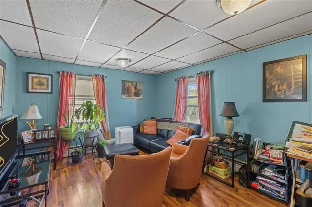 $1,600 | 528 Lonsdale Avenue, Pawtucket, RI 02860