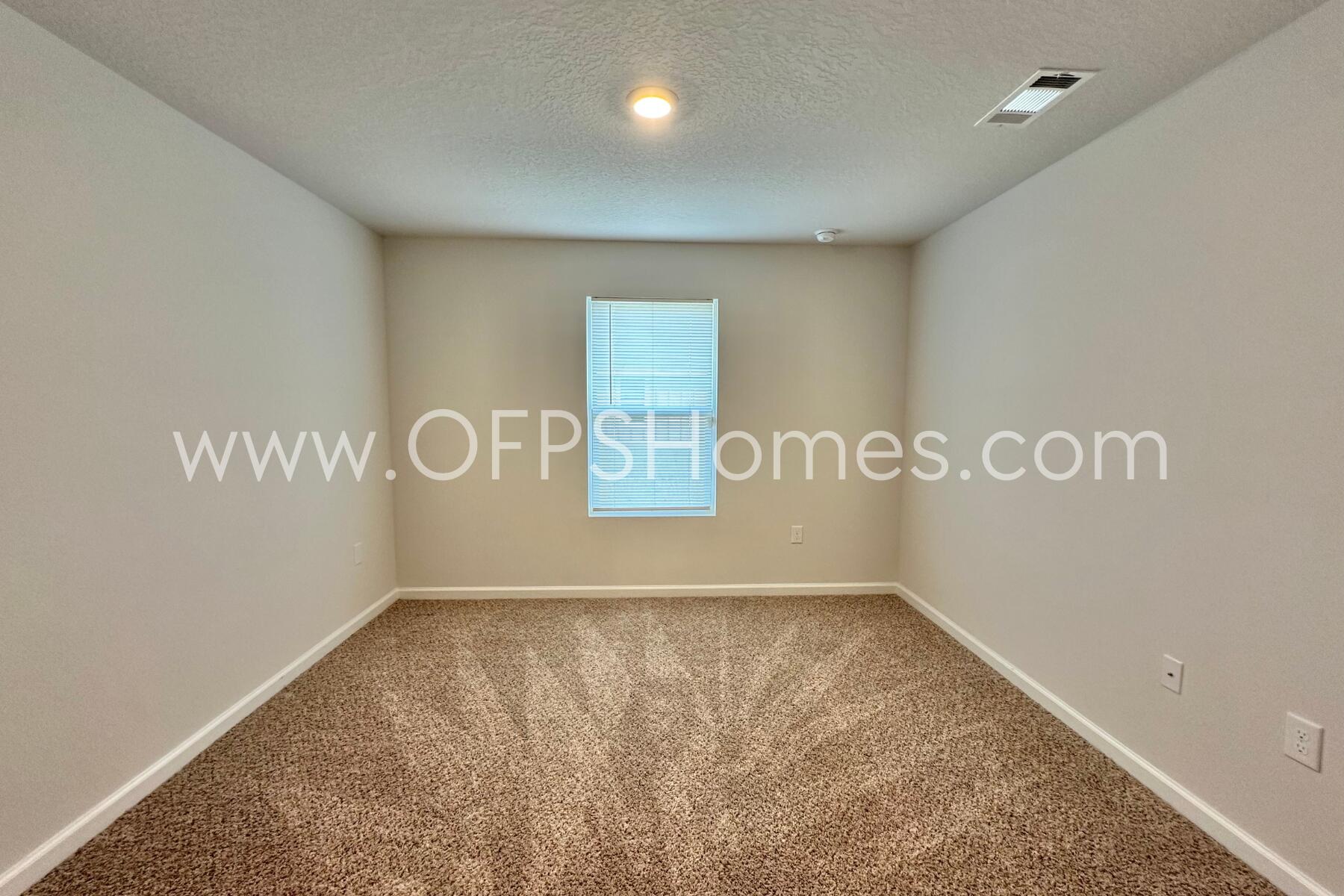 3582 Sugar Maple Lane Crestview, FL 32539 - Photo 10 of 33 a view of room