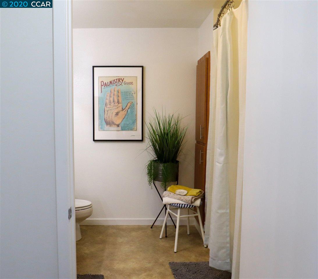 288 3rd Street, Unit 411 Oakland, CA 94607 - Photo 18 of 29
