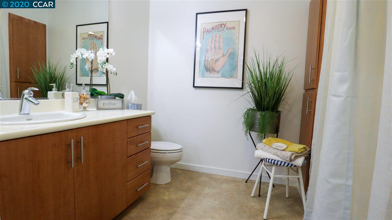 288 3rd Street, Unit 411 Oakland, CA 94607 - Photo 19 of 29