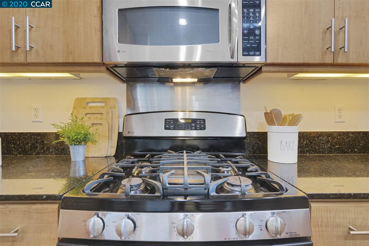 288 3rd Street, Unit 411 Oakland, CA 94607 - Photo 5 of 29