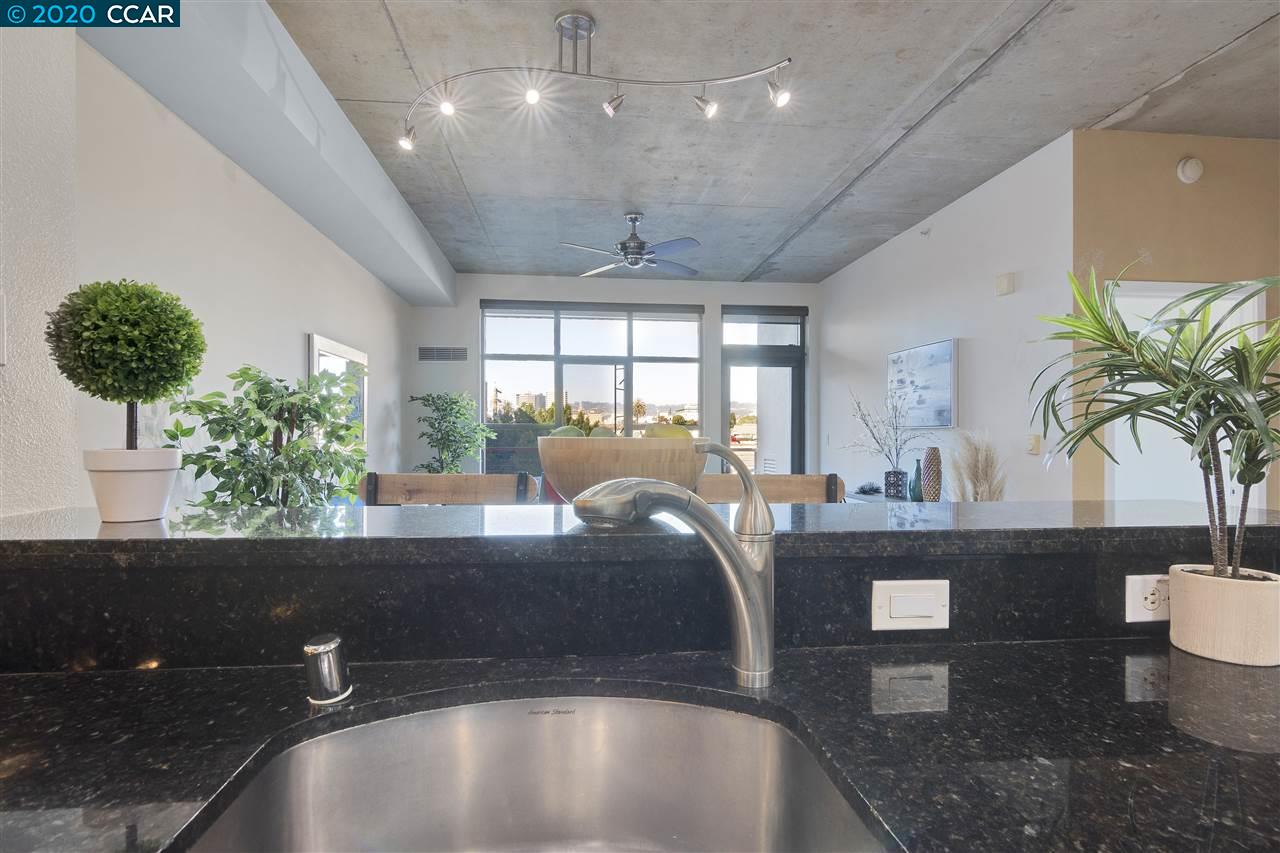 288 3rd Street, Unit 411 Oakland, CA 94607 - Photo 6 of 29