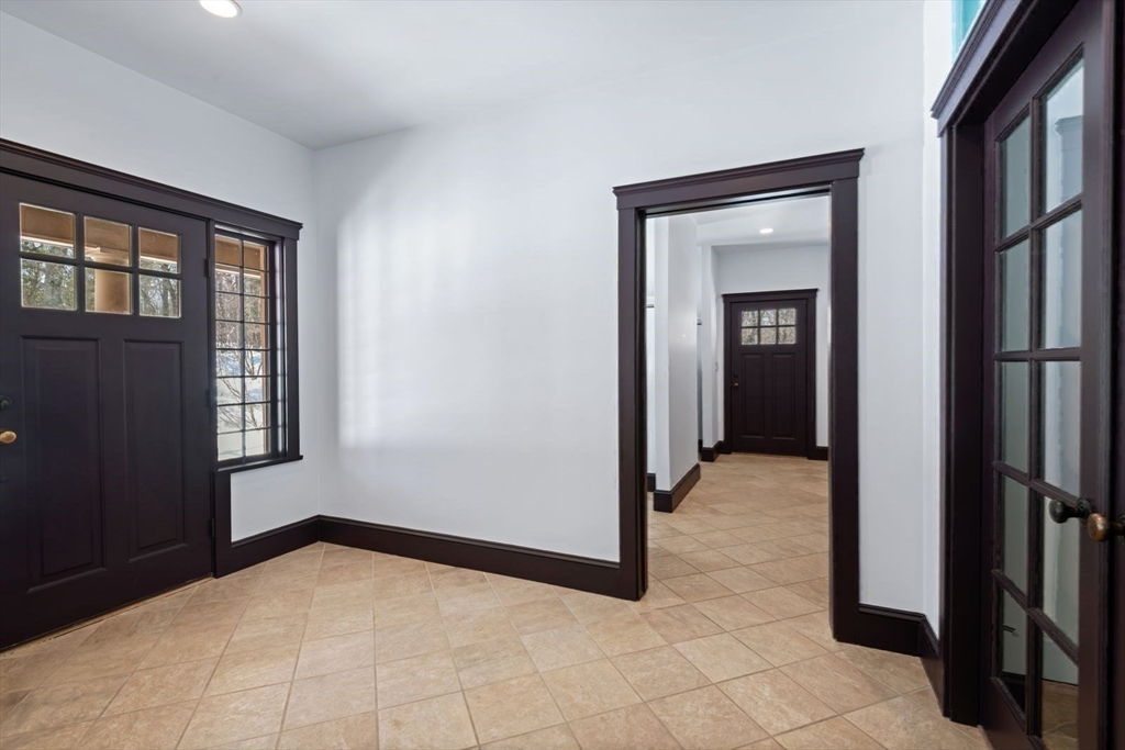 2 Spingler Way Hamilton, MA 01982 - Photo 16 of 40