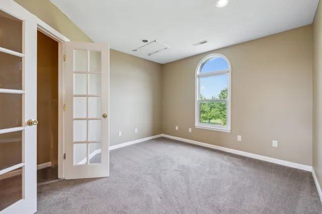 $885,000 | 122 Windcrest Drive, Hohenwald, TN 38462