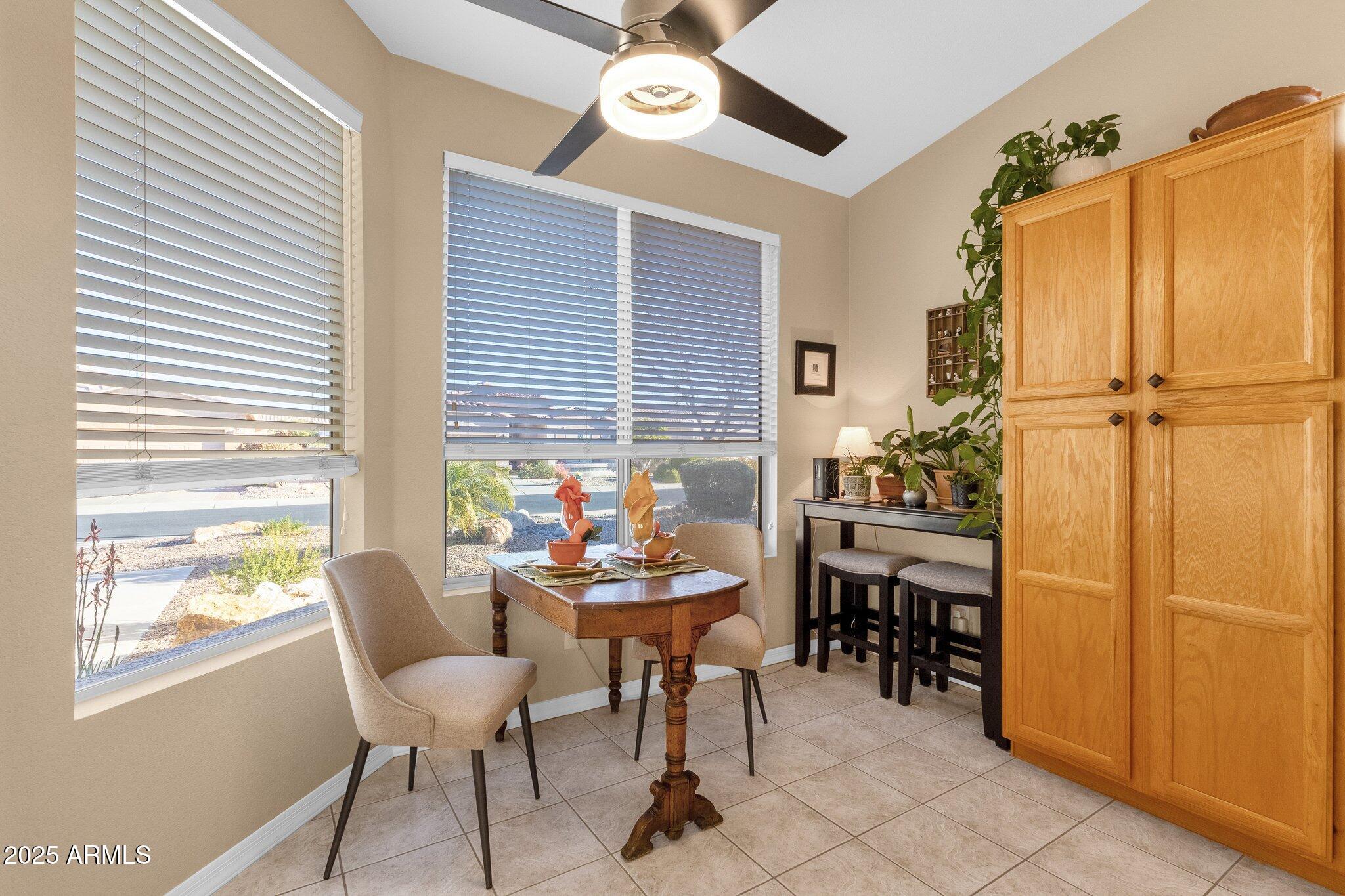 4327 East Walnut Road Gilbert, AZ 85298 - Photo 14 of 27 13-web-or-mls-4327-e-walnut-rd