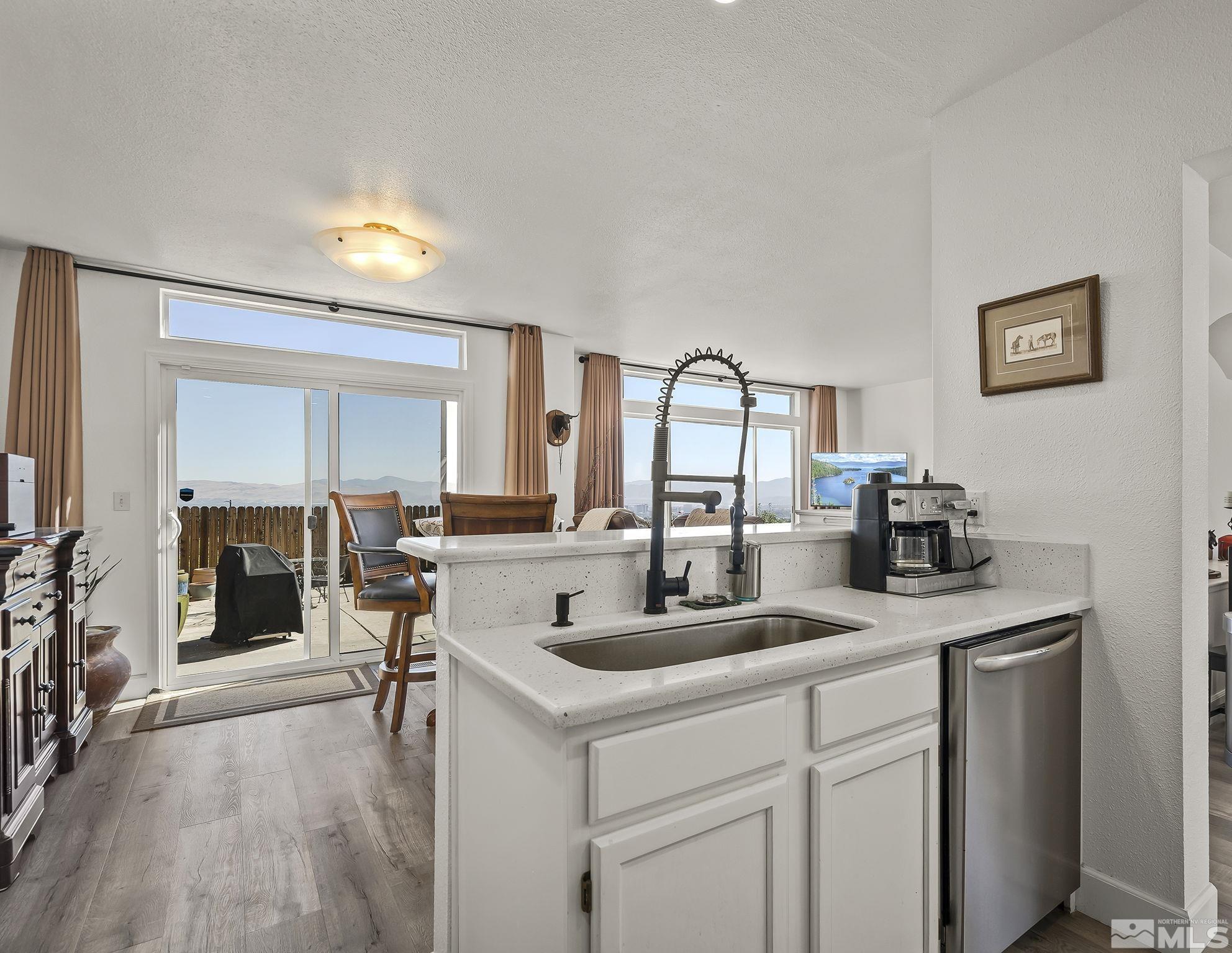 3010 Hacienda Way Reno, NV 89503 - Photo 10 of 37 Photo 10