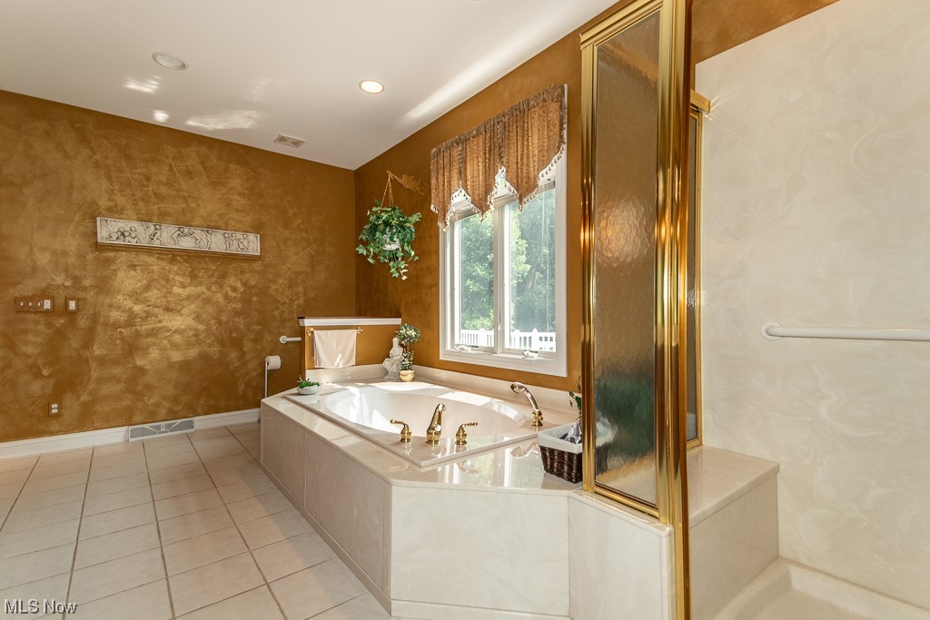 9661 Johnnycake Ridge Road Mentor, OH 44060 - Photo 19 of 31 Gallery Image 19