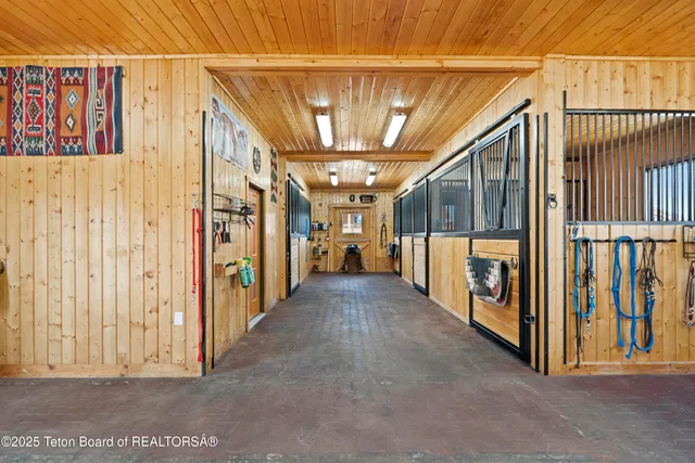 $7,315,000 | 14 Table Top Drive, Dubois, WY 82513