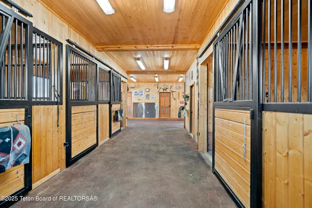 $7,315,000 | 14 Table Top Drive, Dubois, WY 82513