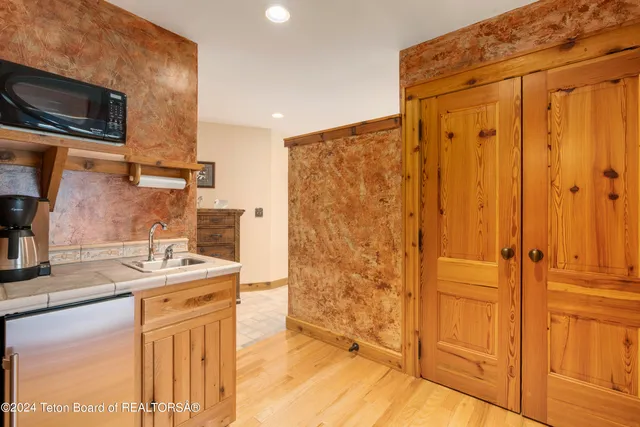 $7,315,000 | 14 Table Top Drive, Dubois, WY 82513