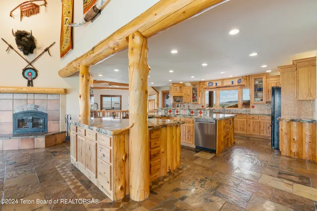 $7,315,000 | 14 Table Top Drive, Dubois, WY 82513