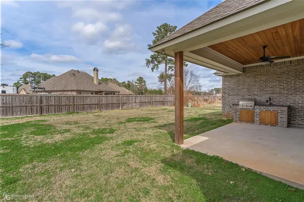 $455,280 | 23 Turtle Creek Drive, Benton, LA 71006