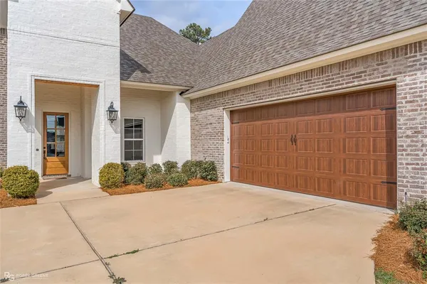 $455,280 | 23 Turtle Creek Drive, Benton, LA 71006