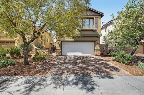 $499,998 | 10536 Laurelwood Lake Avenue, Las Vegas, NV 89166