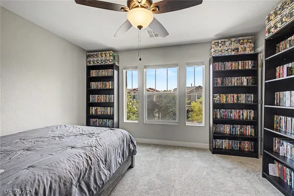 $499,998 | 10536 Laurelwood Lake Avenue, Las Vegas, NV 89166