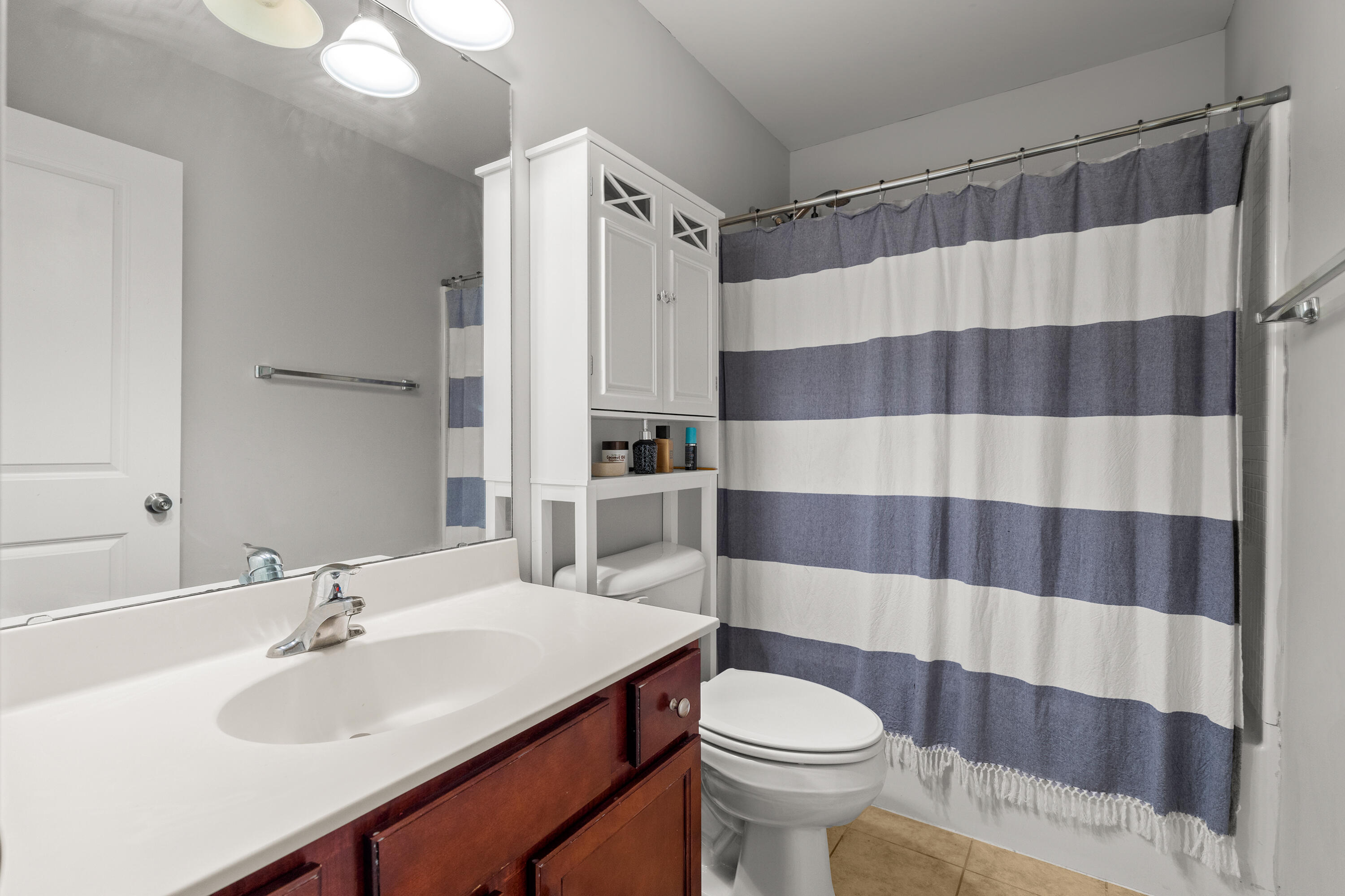 202 Decatur Drive Summerville, SC 29486 - Photo 41 of 78 Bathroom #3